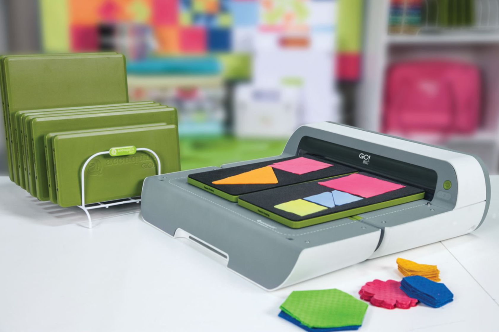 GO Big! Electric Fabric Cutter Image 2